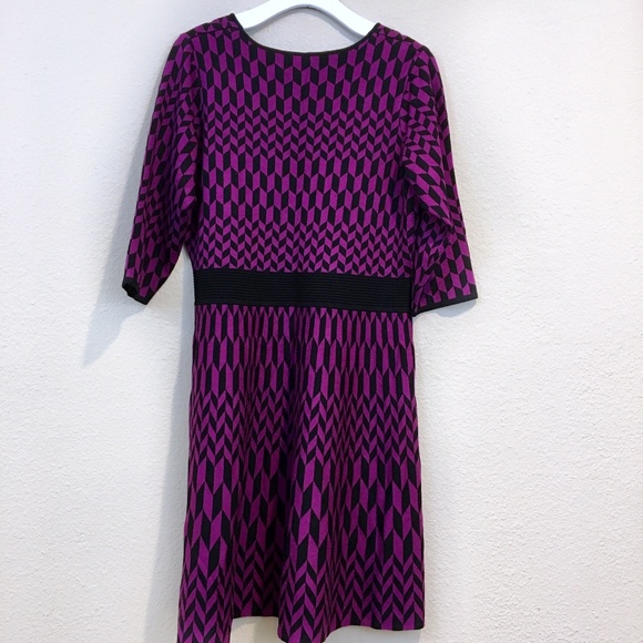 NWOT Taylor Geometric Print Sweater Dress 1X - Picture 3 of 8